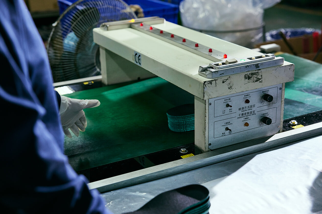 Kun Huang Laboratory Equipment 7